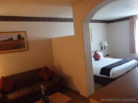 The Inn At Rolling Hills Casino & Resort Corning Bagian luar foto